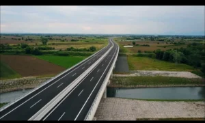 Εγκαινιάστηκε το τελευταίο τμήμα του Ε65 – Σε πλήρη λειτουργία ο αυτοκινητόδρομος Κεντρικής Ελλάδας